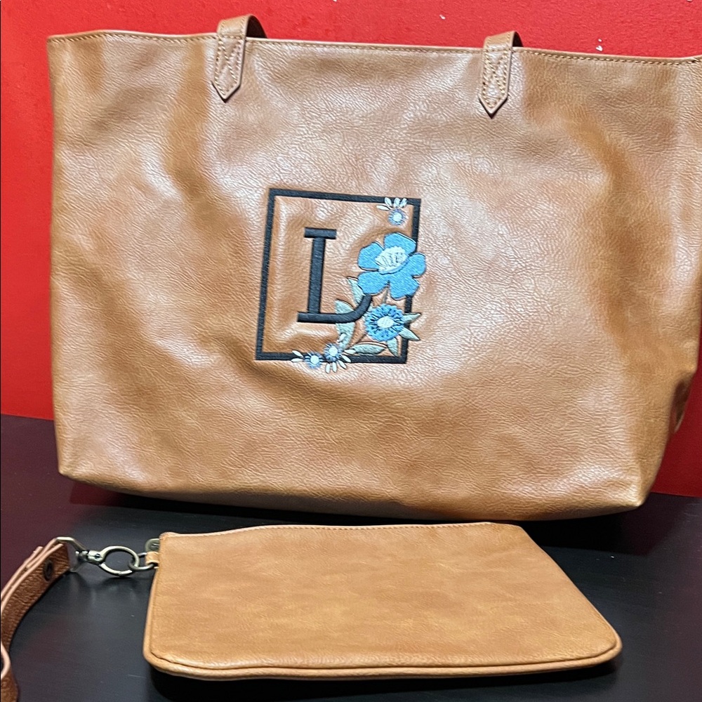 Thirty-One Tan Tote with Blue Floral Accent